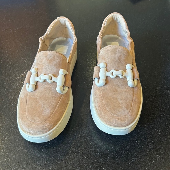 Dolce Vita sueded loafer, light brown, size 9 - Picture 1 of 7